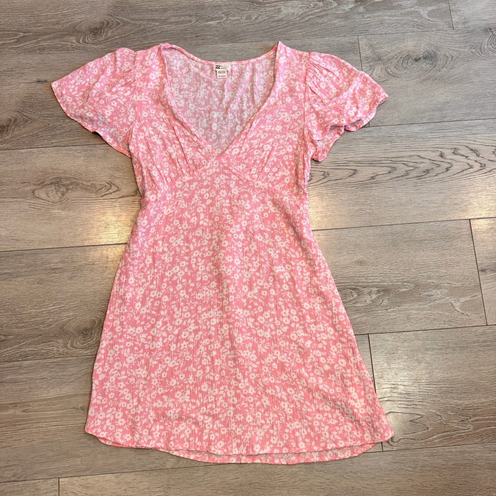 Billabong Pink Floral Print Flutter Sleeve‎ Mini Dress Size XSmall XS Coquette